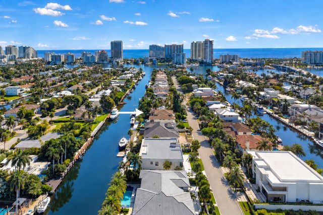 2423 Castilla Isle, Fort Lauderdale, FL 33301