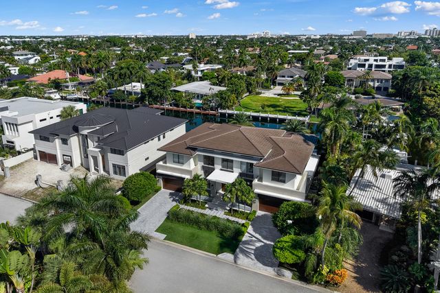 2423 Castilla Isle, Fort Lauderdale, FL 33301