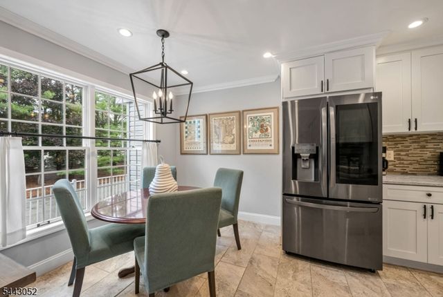 94 Heather Ln, Wyckoff Twp., NJ 07481