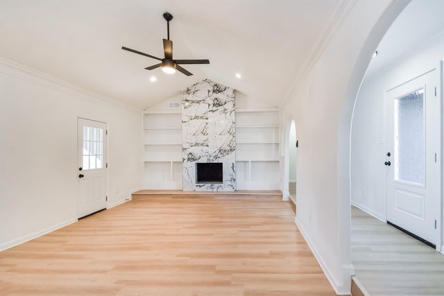 4318 CREEKBED CV, Memphis, TN 38141