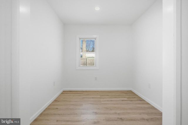 2323 MOLE RD, Secane, PA 19018