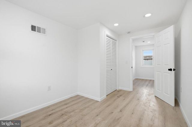 2323 MOLE RD, Secane, PA 19018