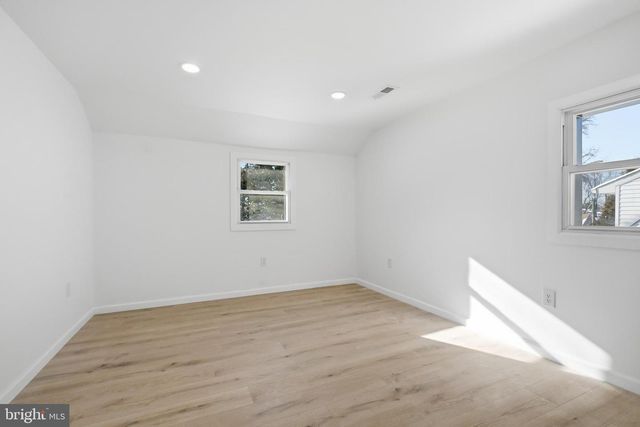 2323 MOLE RD, Secane, PA 19018