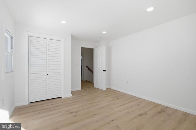 2323 MOLE RD, Secane, PA 19018