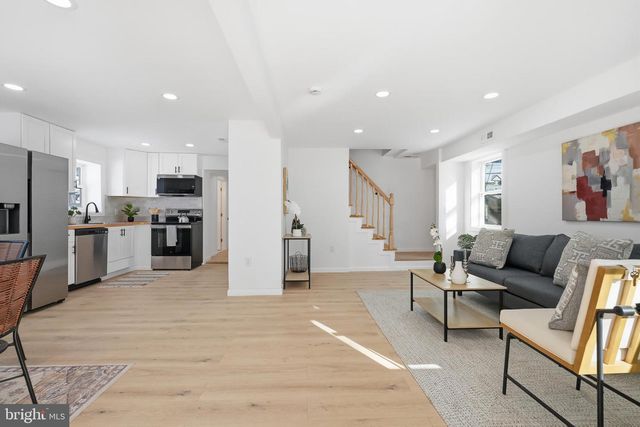 2323 MOLE RD, Secane, PA 19018