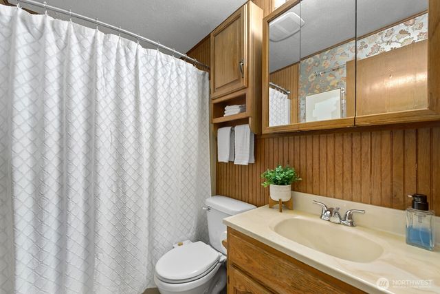 9412 4th Avenue SW, Seattle, WA 98106