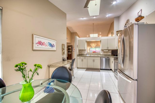 6173 Brightwater Terrace, Boynton Beach, FL 33437