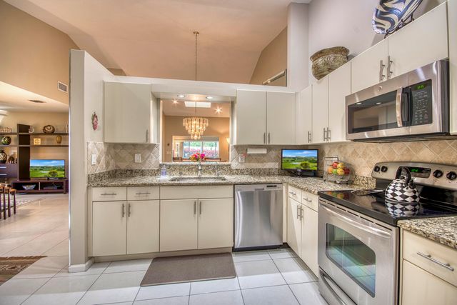 6173 Brightwater Terrace, Boynton Beach, FL 33437