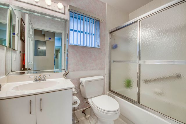 6173 Brightwater Terrace, Boynton Beach, FL 33437