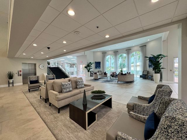 6173 Brightwater Terrace, Boynton Beach, FL 33437