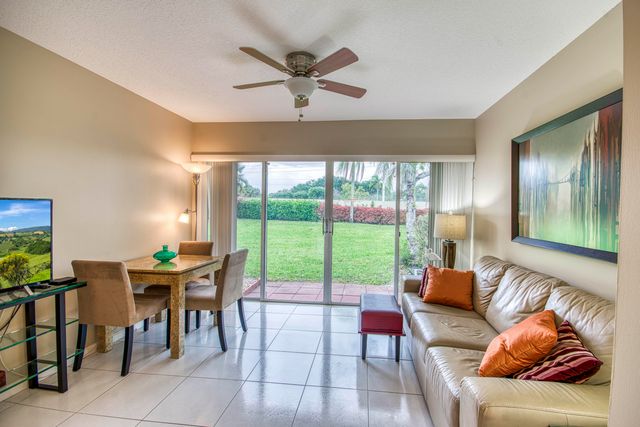 6173 Brightwater Terrace, Boynton Beach, FL 33437