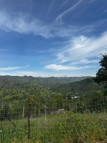 35312 George Smith Road, Yokuts Valley, CA 93675