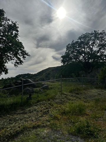 35312 George Smith Road, Yokuts Valley, CA 93675