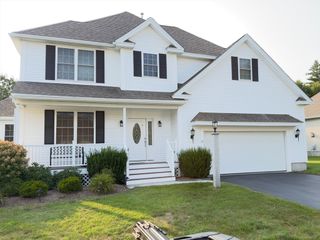 17 Stone Castle Dr 17, Methuen, MA 01844