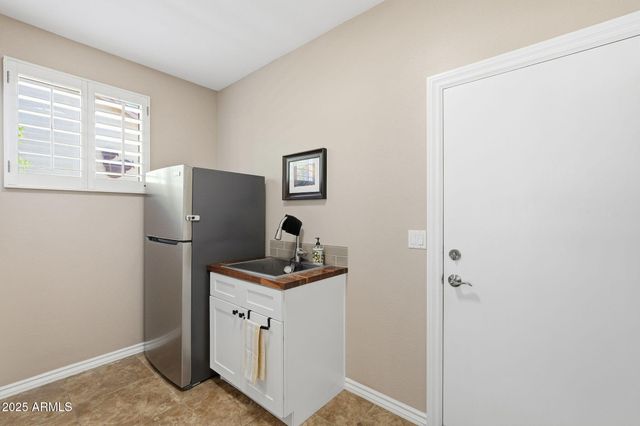 8696 E ALOE Drive, Gold Canyon, AZ 85118