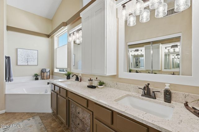 8696 E ALOE Drive, Gold Canyon, AZ 85118