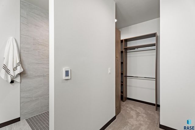 1107 S Foss Ave Avenue, Sioux Falls, SD 57110