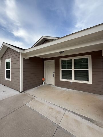 311 SW 14th Avenue, Mineral Wells, TX 76067