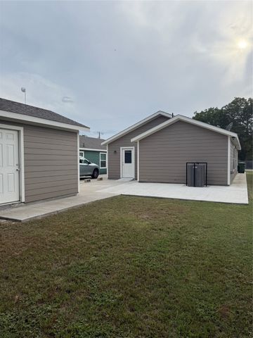 311 SW 14th Avenue, Mineral Wells, TX 76067