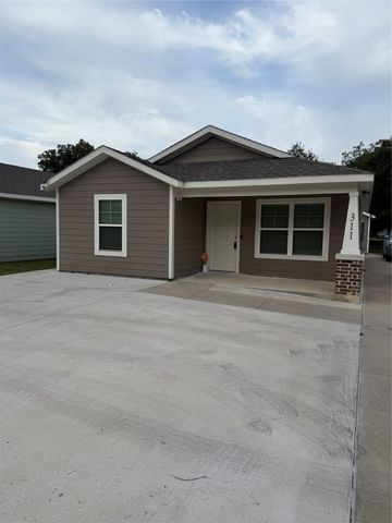 311 SW 14th Avenue, Mineral Wells, TX 76067