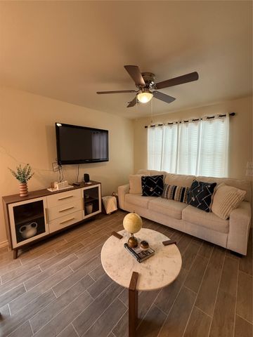 311 SW 14th Avenue, Mineral Wells, TX 76067