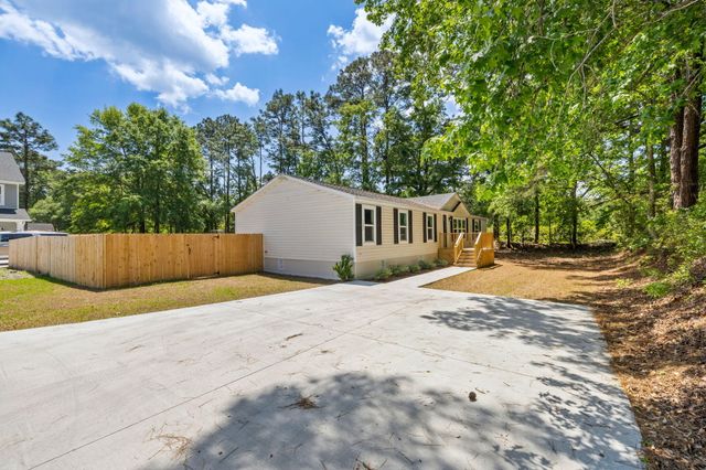 1357 Brownswood, Johns Island, SC 29455