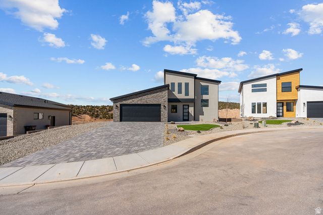 3330 W SUN CIR, Cedar City, UT 84720