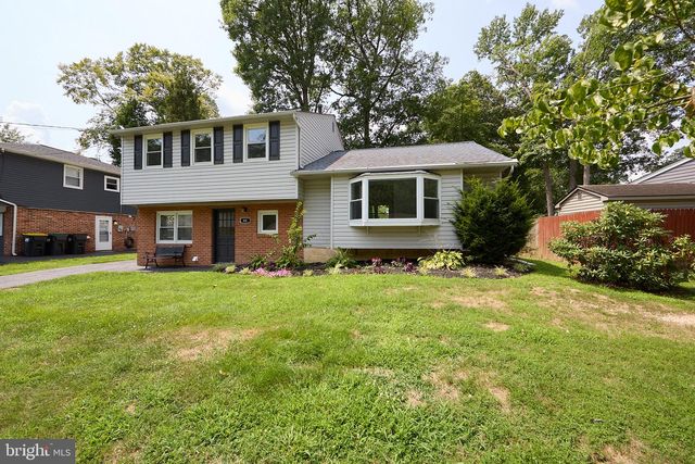 48 E CHEROKEE DR, Newark, DE 19713