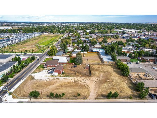 5651 E 62nd Ave, Commerce City, CO 80022