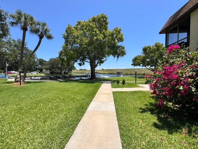 3124 Us Highway 441 J1, Okeechobee, FL 34974