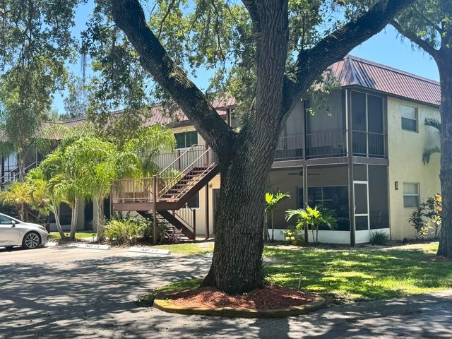 3124 Us Highway 441 J1, Okeechobee, FL 34974