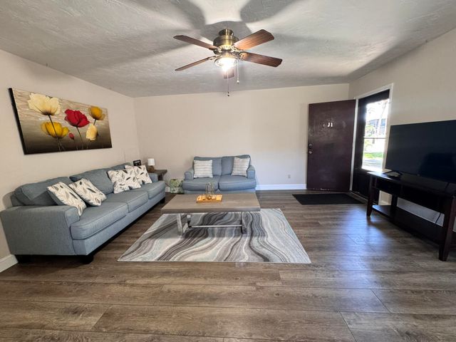 3124 Us Highway 441 J1, Okeechobee, FL 34974