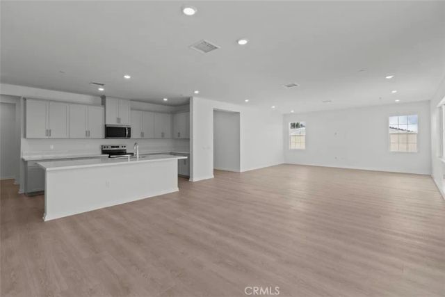 11721 Lasselle Street, Moreno Valley, CA 92557