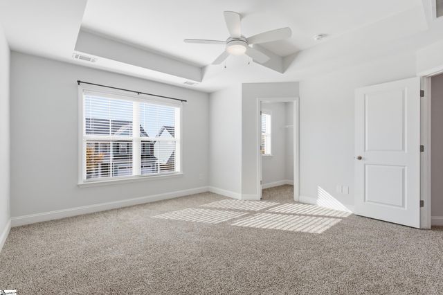 38 Red Horse Way, Greer, SC 29651