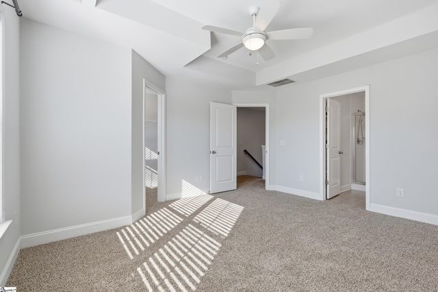 38 Red Horse Way, Greer, SC 29651