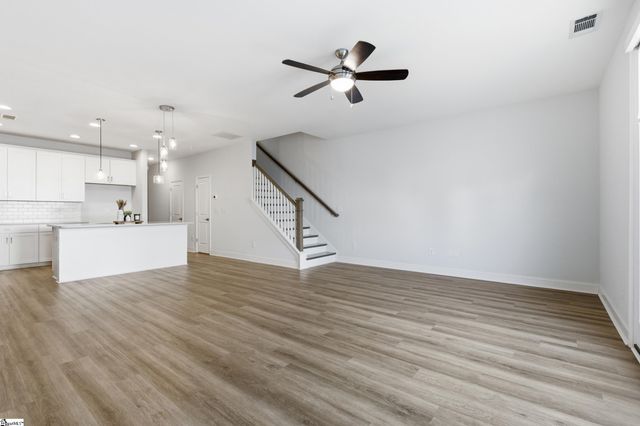 38 Red Horse Way, Greer, SC 29651