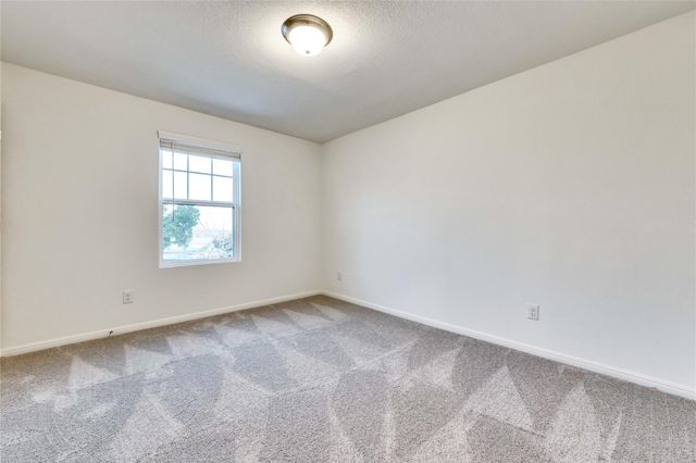 1008 Gray Fox CV, Hutto, TX 78634