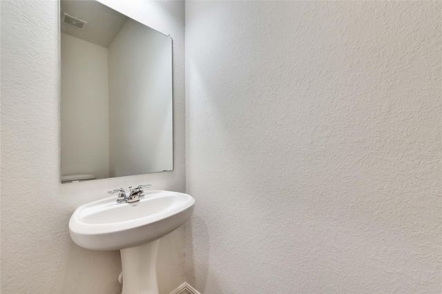 1008 Gray Fox CV, Hutto, TX 78634