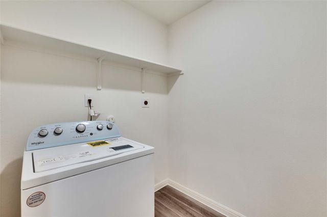 1008 Gray Fox CV, Hutto, TX 78634