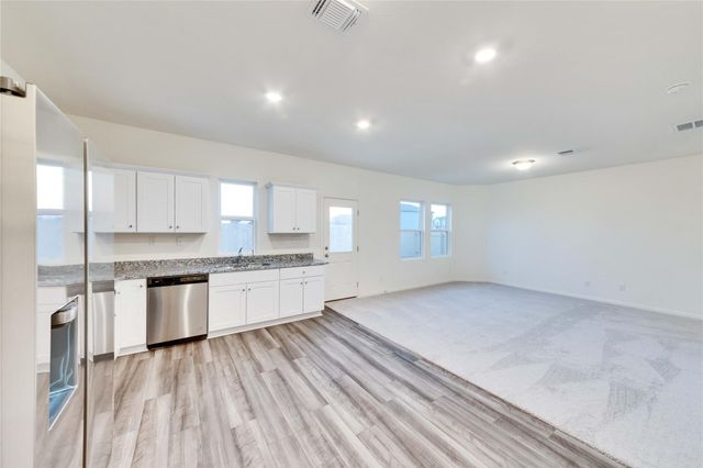 1008 Gray Fox CV, Hutto, TX 78634