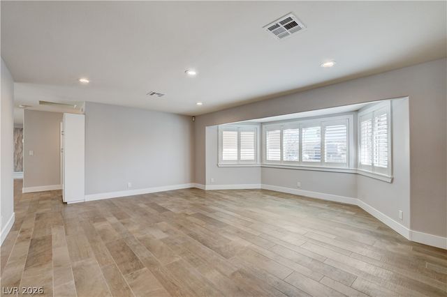 4207 Ridgecrest Drive, Las Vegas, NV 89121