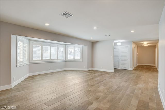 4207 Ridgecrest Drive, Las Vegas, NV 89121