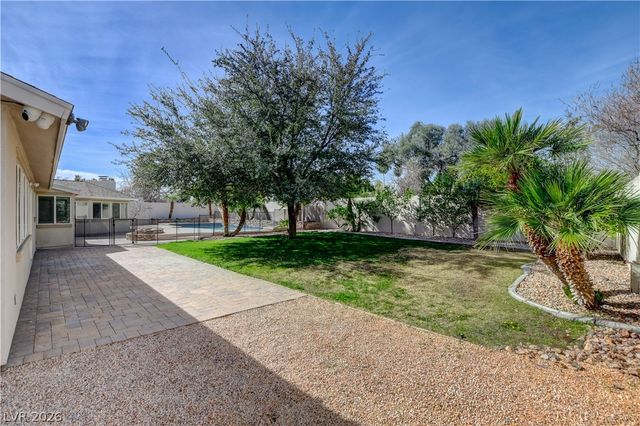 4207 Ridgecrest Drive, Las Vegas, NV 89121