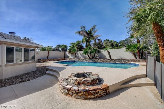 4207 Ridgecrest Drive, Las Vegas, NV 89121