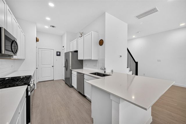 2206 Via Cami Lane, Houston, TX 77051