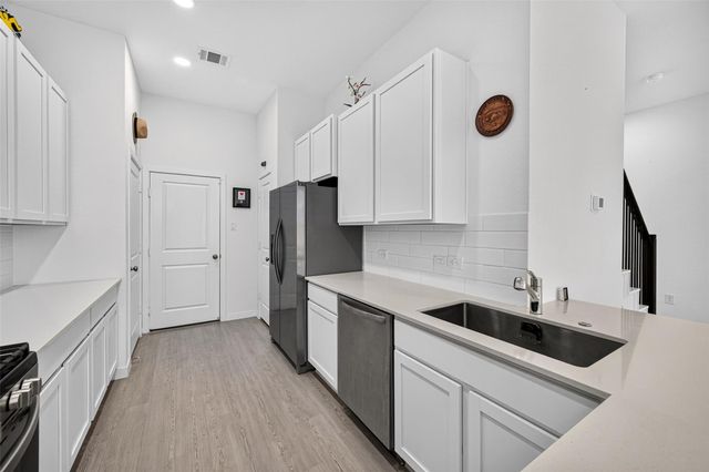 2206 Via Cami Lane, Houston, TX 77051