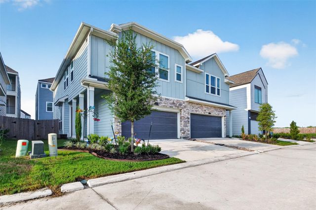 2206 Via Cami Lane, Houston, TX 77051