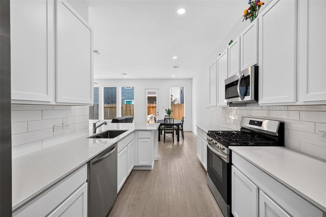 2206 Via Cami Lane, Houston, TX 77051