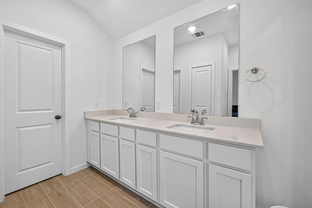 2206 Via Cami Lane, Houston, TX 77051
