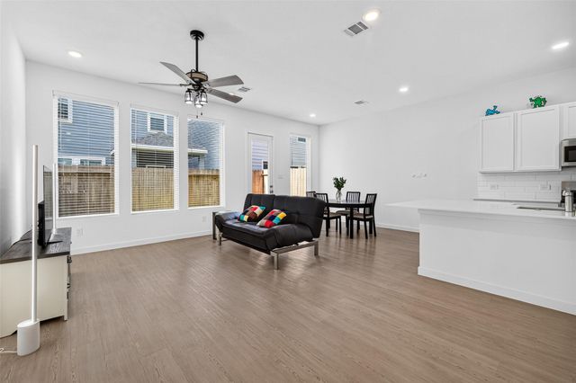 2206 Via Cami Lane, Houston, TX 77051